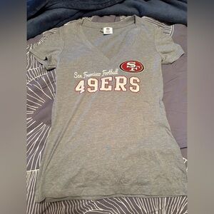 San Francisco 49ers Women’s Gray T-Shirt